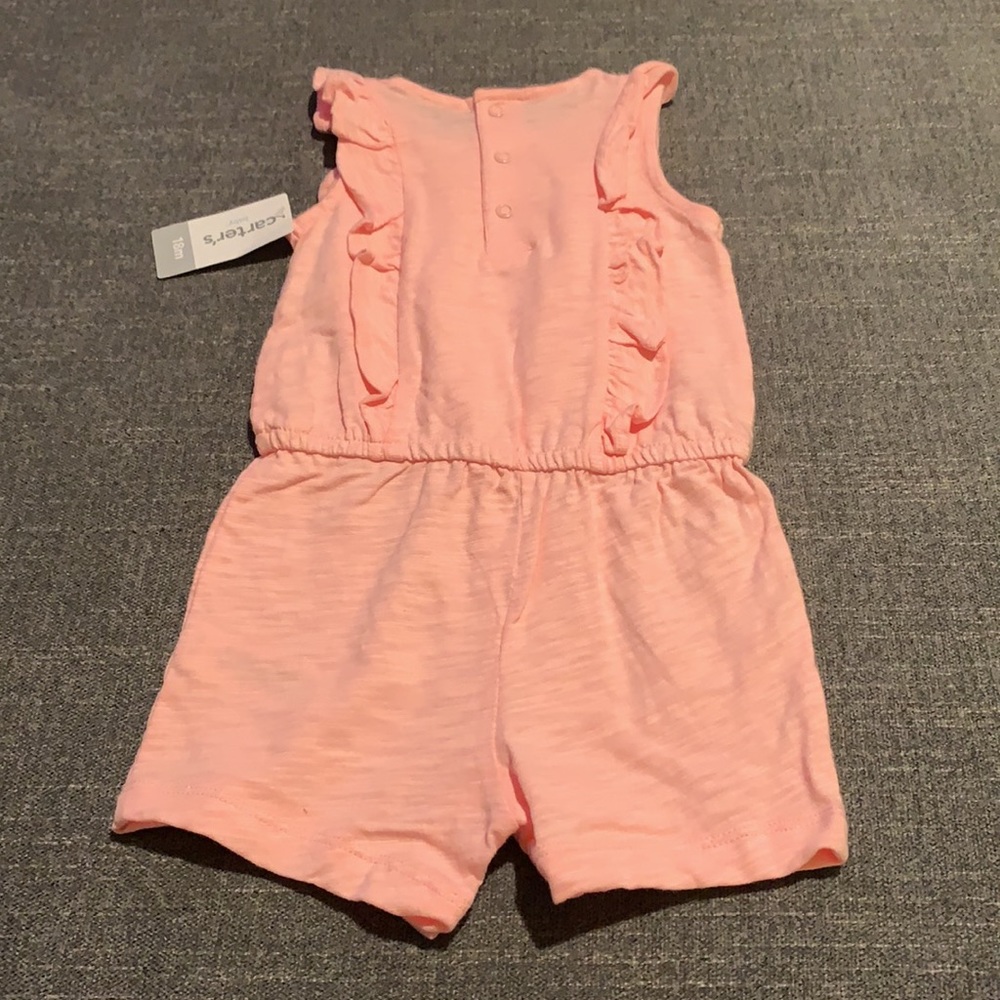 Carter’s romper - Picture 2 of 2